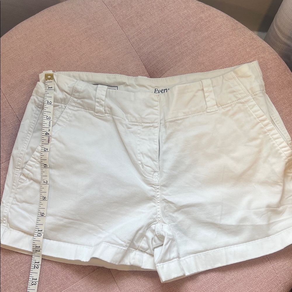 Vineyard Vines Classic White Women's Shorts